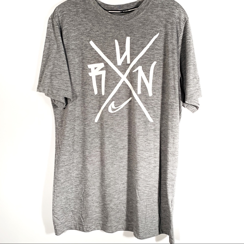 NIKE’S DRI FIT GRAPHIC SHORT SLEEVES T SHIRT